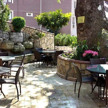 Kadi Konagi Thermal Hotel