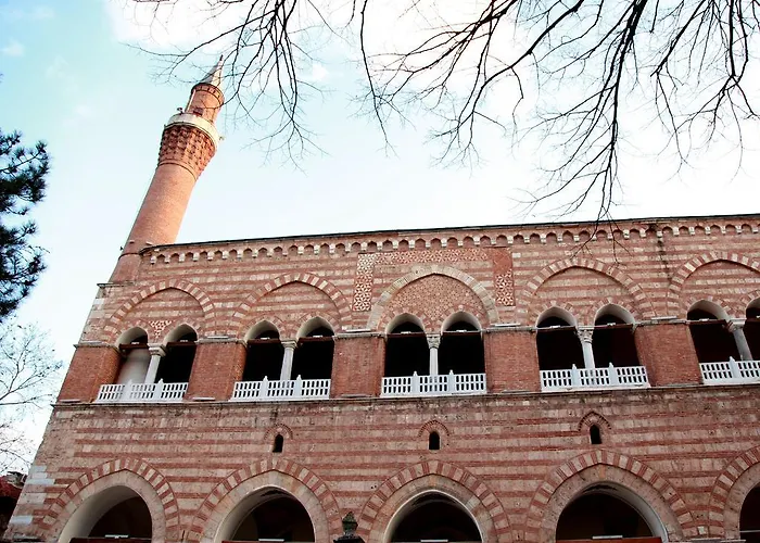 卡迪肯纳吉温泉酒店